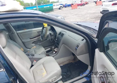 2003 Nissan Maxima Gle from USA, damaged, VIN JN1DA31A73T401235